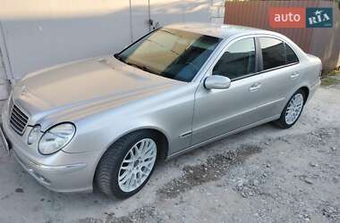 Седан Mercedes-Benz E-Class 2005 в Запорожье