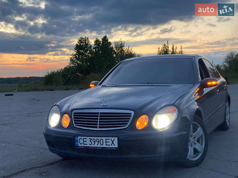 Седан Mercedes-Benz E-Class 2002 в Хмельницком