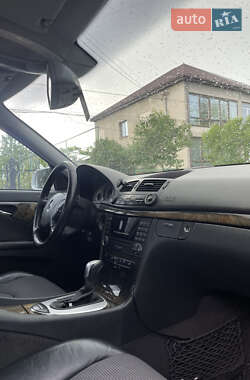 Седан Mercedes-Benz E-Class 2004 в 