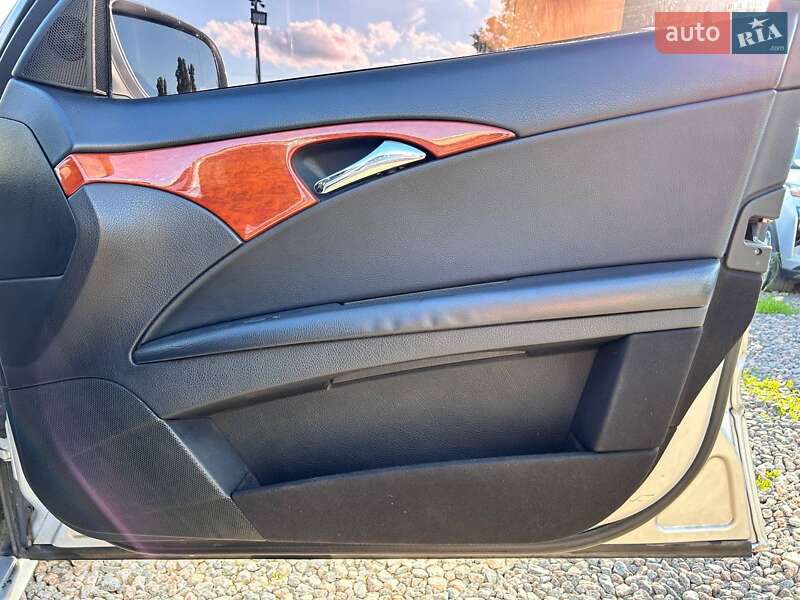 Седан Mercedes-Benz E-Class 2006 в Одесі