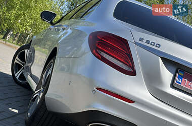 Седан Mercedes-Benz E-Class 2019 в 