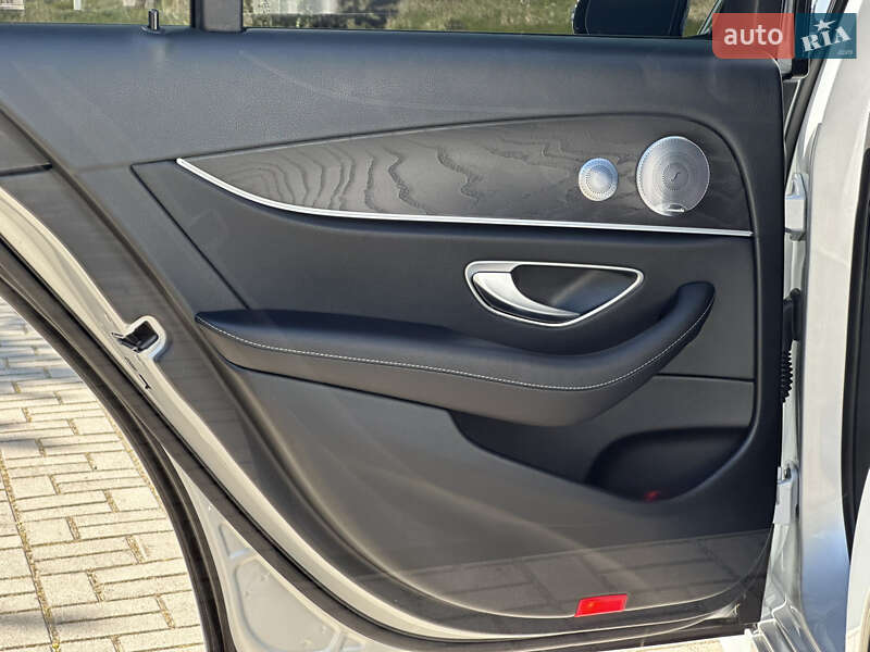 Седан Mercedes-Benz E-Class 2019 в Дрогобичі