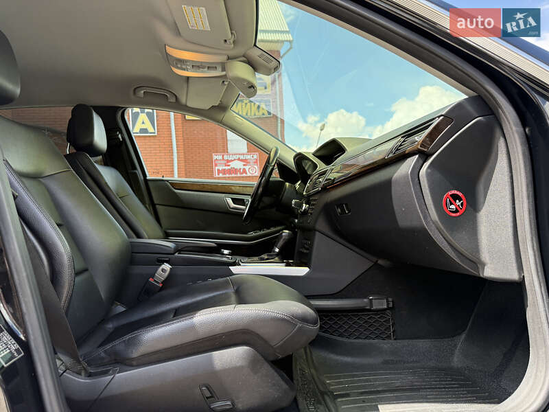 Седан Mercedes-Benz E-Class 2013 в Кременце