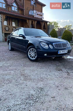 Седан Mercedes-Benz E-Class 2004 в 