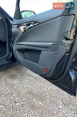 Седан Mercedes-Benz E-Class 2004 в 