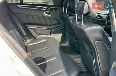 Седан Mercedes-Benz E-Class 2011 в 