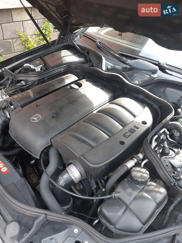 Mercedes-Benz E-Class 2004