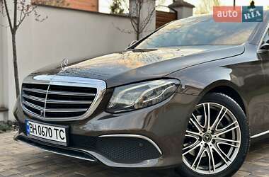 Седан Mercedes-Benz E-Class 2016 в 
