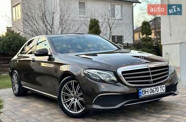 Седан Mercedes-Benz E-Class 2016 в 