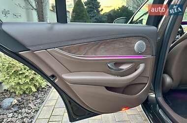 Седан Mercedes-Benz E-Class 2016 в 