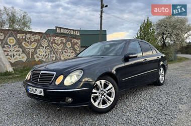 Седан Mercedes-Benz E-Class 2002 в Турке