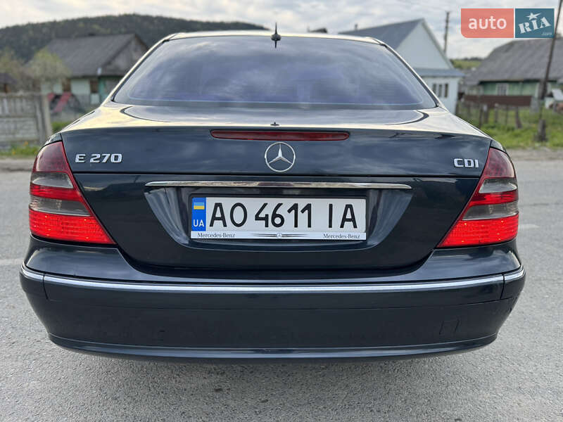 Седан Mercedes-Benz E-Class 2002 в Турке