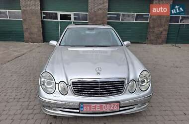 Седан Mercedes-Benz E-Class 2004 в 