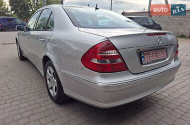 Седан Mercedes-Benz E-Class 2004 в 