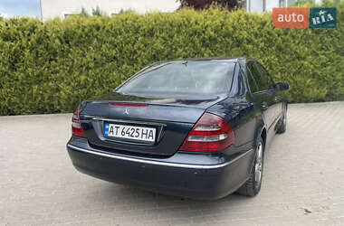 Седан Mercedes-Benz E-Class 2002 в 