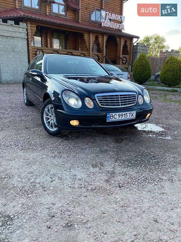 Mercedes-Benz E-Class 2004