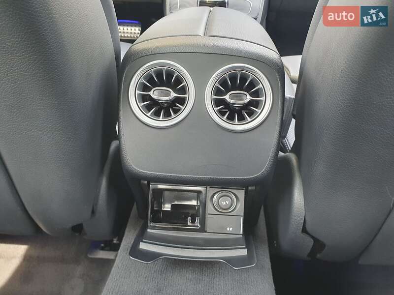 Купе Mercedes-Benz E-Class 2020 в Киеве
