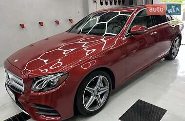 Седан Mercedes-Benz E-Class 2016 в 