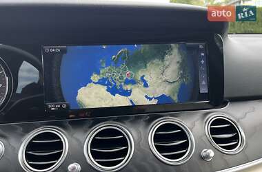 Седан Mercedes-Benz E-Class 2016 в 