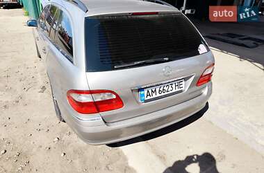 Універсал Mercedes-Benz E-Class 2003 в 