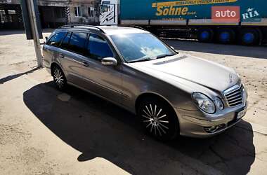 Універсал Mercedes-Benz E-Class 2003 в 