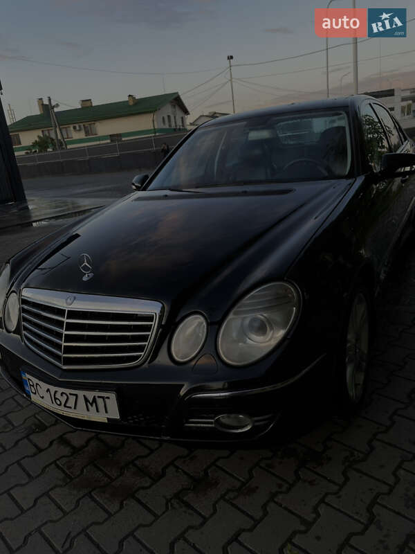 Mercedes-Benz E-Class 2008