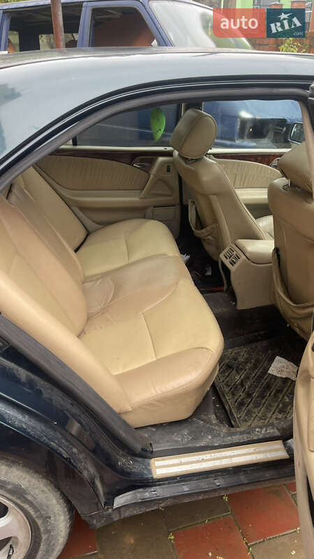 Седан Mercedes-Benz E-Class 1996 в Вінниці