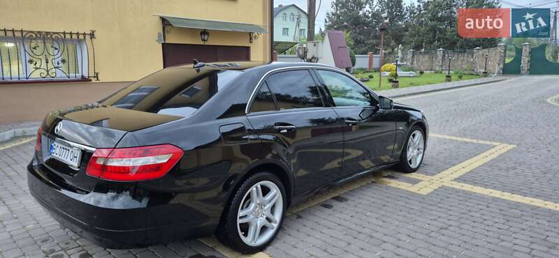 Mercedes-Benz E-Class 2010 Mercedes-Benz E-Class 2010