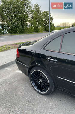 Седан Mercedes-Benz E-Class 2007 в 