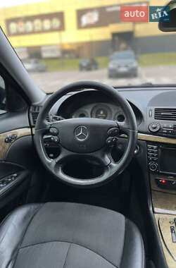 Седан Mercedes-Benz E-Class 2007 в 
