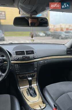 Седан Mercedes-Benz E-Class 2007 в 