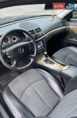 Седан Mercedes-Benz E-Class 2007 в 