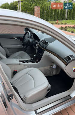 Седан Mercedes-Benz E-Class 2006 в 