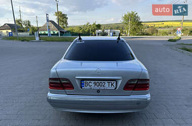 Седан Mercedes-Benz E-Class 2000 в 