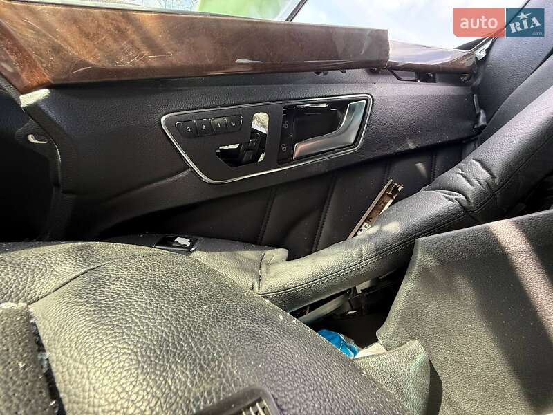 Седан Mercedes-Benz E-Class 2012 в Білій Церкві