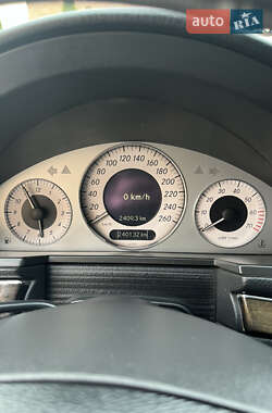 Седан Mercedes-Benz E-Class 2002 в 