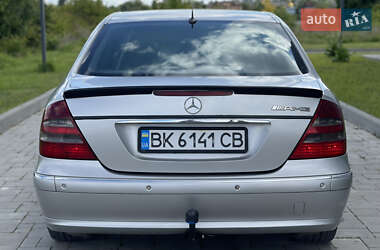 Седан Mercedes-Benz E-Class 2002 в 