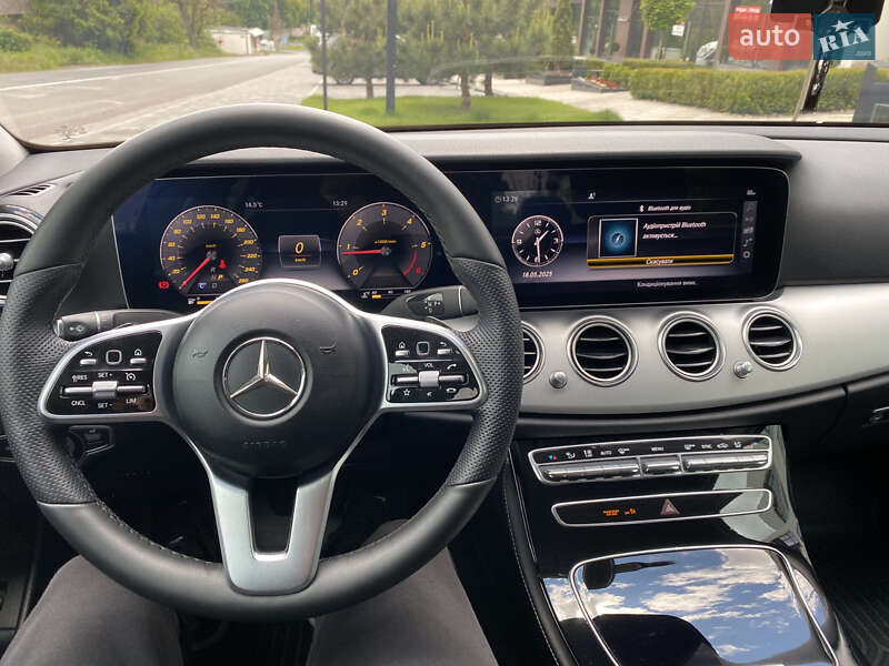 Седан Mercedes-Benz E-Class 2019 в Ужгороді фото 31 Седан Mercedes-Benz E-Class 2019 в Ужгороді