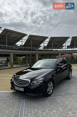 Седан Mercedes-Benz E-Class 2015 в Іршаві