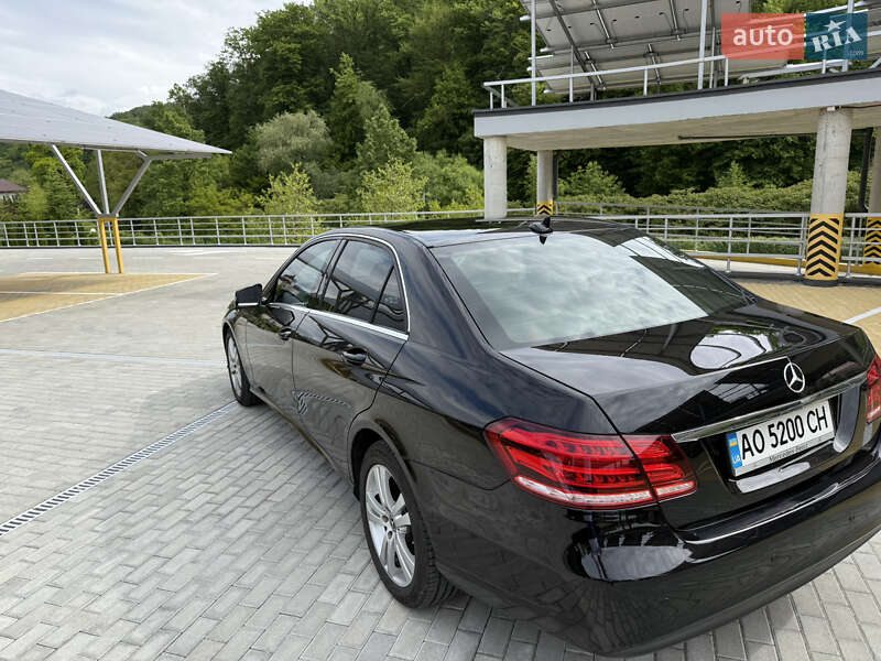 Седан Mercedes-Benz E-Class 2015 в Иршаве