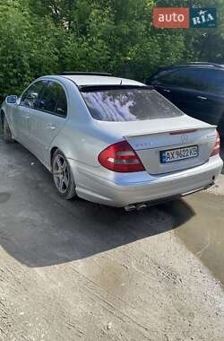 Седан Mercedes-Benz E-Class 2003 в 