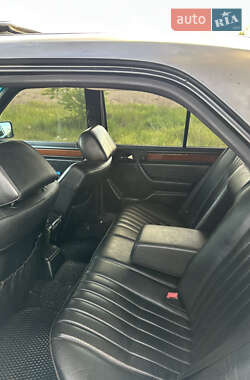 Седан Mercedes-Benz E-Class 1995 в 