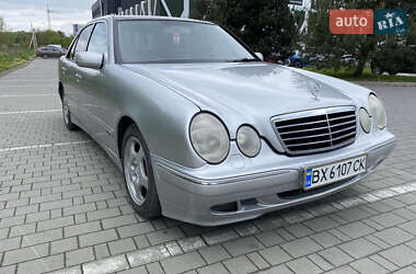 Седан Mercedes-Benz E-Class 2001 в Хмельницком