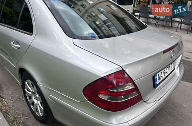 Седан Mercedes-Benz E-Class 2003 в 