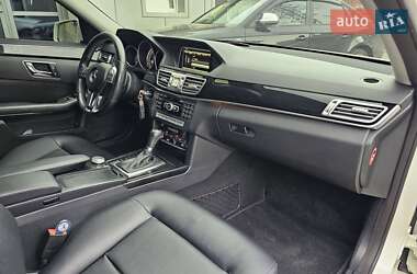 Седан Mercedes-Benz E-Class 2011 в 