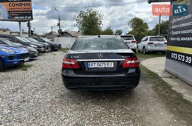 Седан Mercedes-Benz E-Class 2012 в 