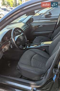Седан Mercedes-Benz E-Class 2004 в 