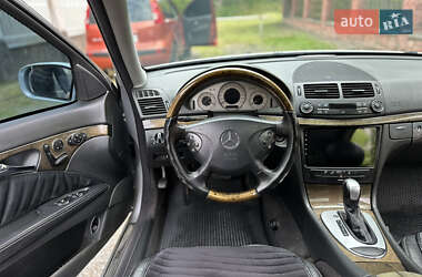 Седан Mercedes-Benz E-Class 2003 в 