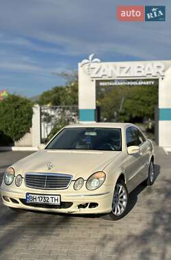 Седан Mercedes-Benz E-Class 2005 в Измаиле