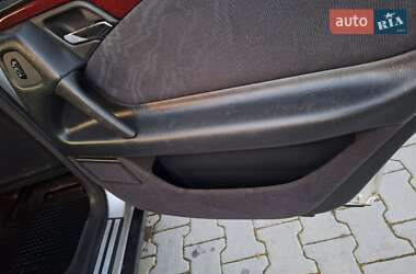 Седан Mercedes-Benz E-Class 2000 в 